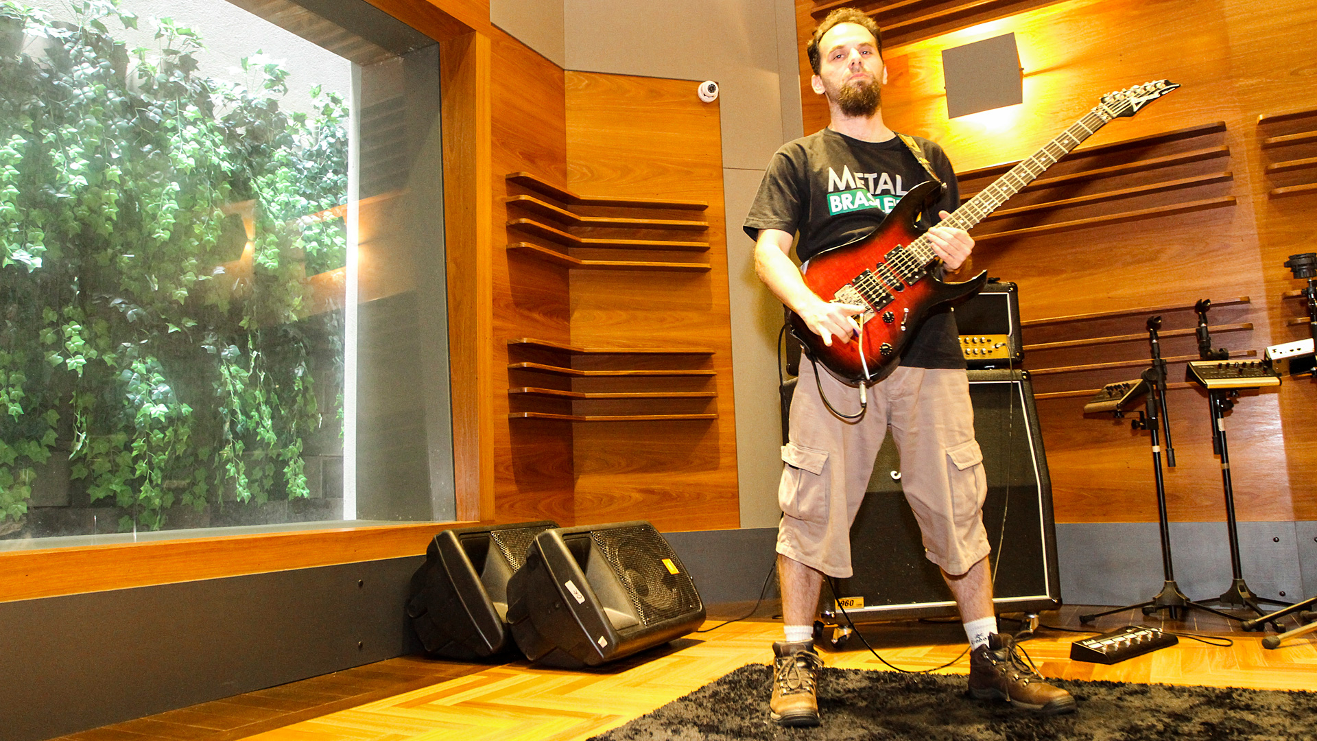 Ex-guitarrista da banda de metal Claustrofobia se junta a Djalma Lima para estrear peça inédita com a Orquestra Sinfônica do Estado de São Paulo | Foto: Anderson Rodrigues